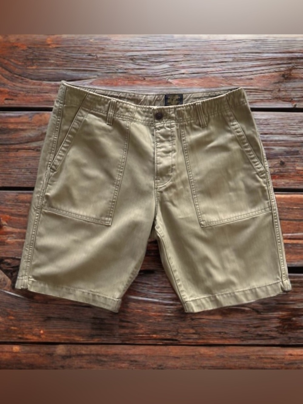 Lucky Brand Men's Olive Utility Shorts - Casual Pocketed Design, 34
